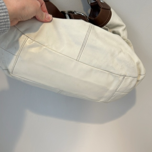 Coach Lynn Hobo Large Shoulder Bag Buckle Cream Leather Authentic Purse F15075 - Picture 6 of 16